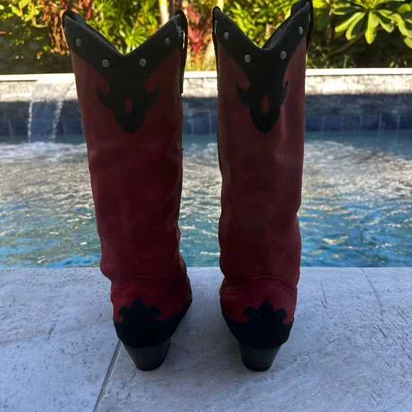Red and Black Western Boots with Cross Design - Picture 3 of 5